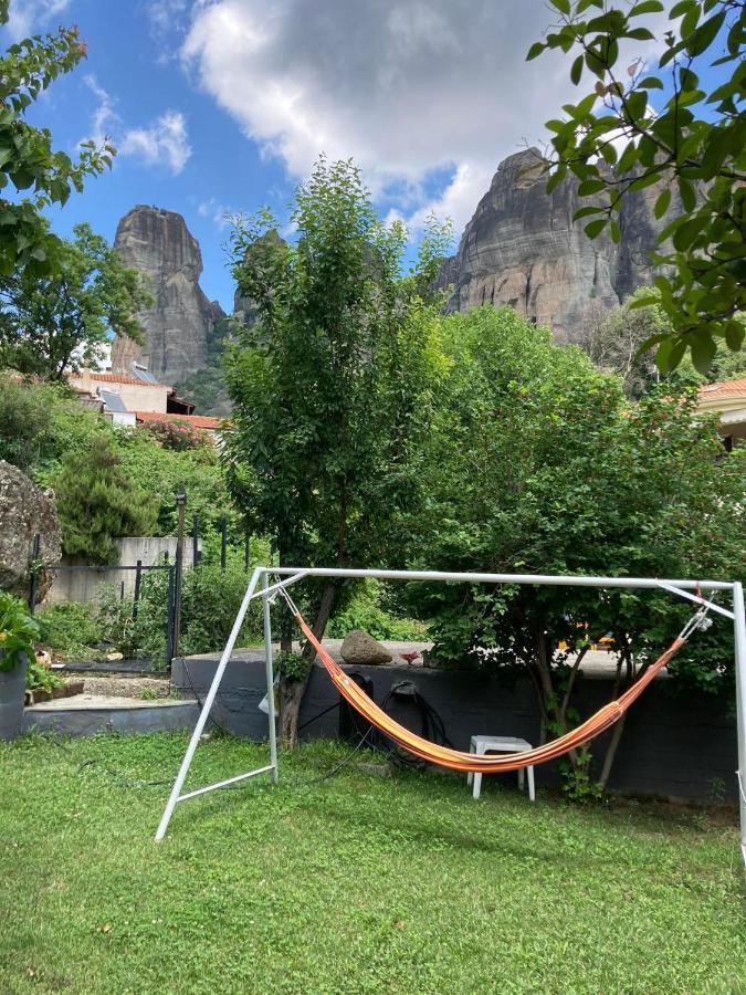 Вілла Sotiris Idyllic Garden House Каламбака Екстер'єр фото